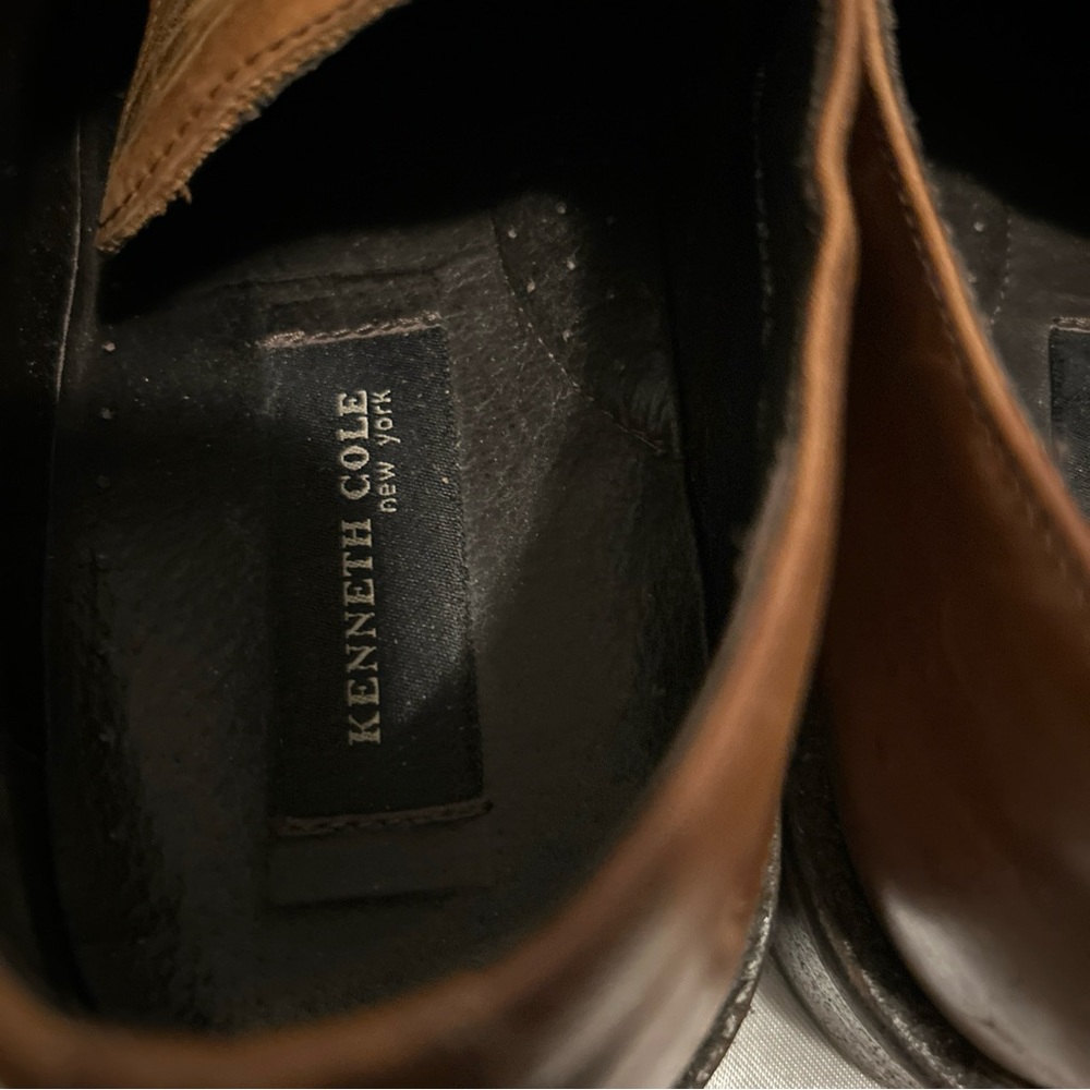 Shoes - Picture 7 of 8